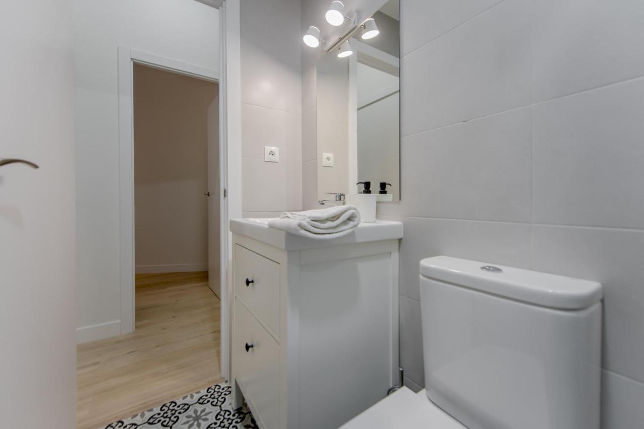 Supercool Apto En El Corazon De Malasana 7Pax Madrid Exteriér fotografie